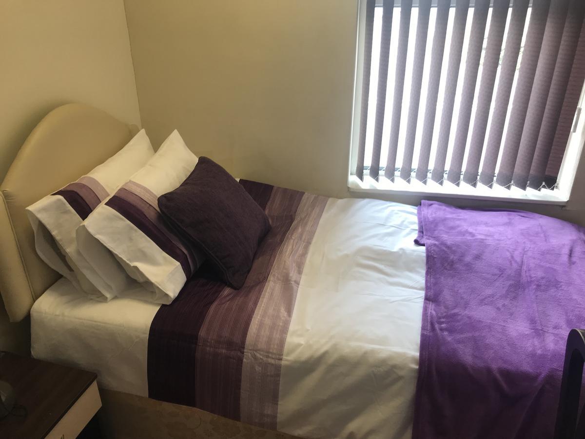Adelaide House Leilighet Luton  Eksteriør bilde