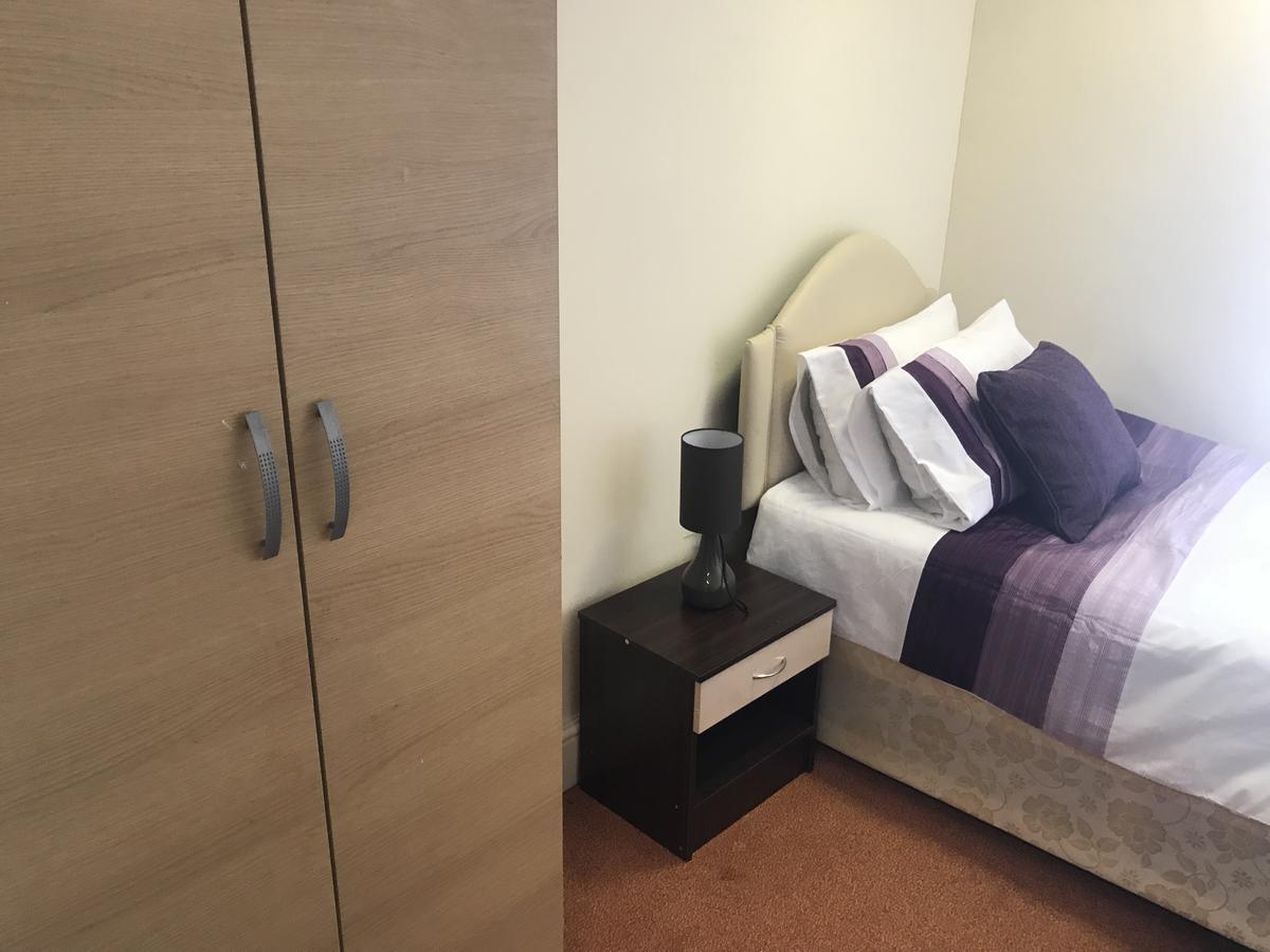 Adelaide House Leilighet Luton  Eksteriør bilde