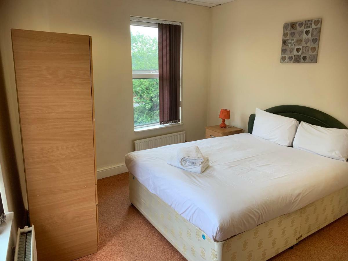 Adelaide House Leilighet Luton  Eksteriør bilde