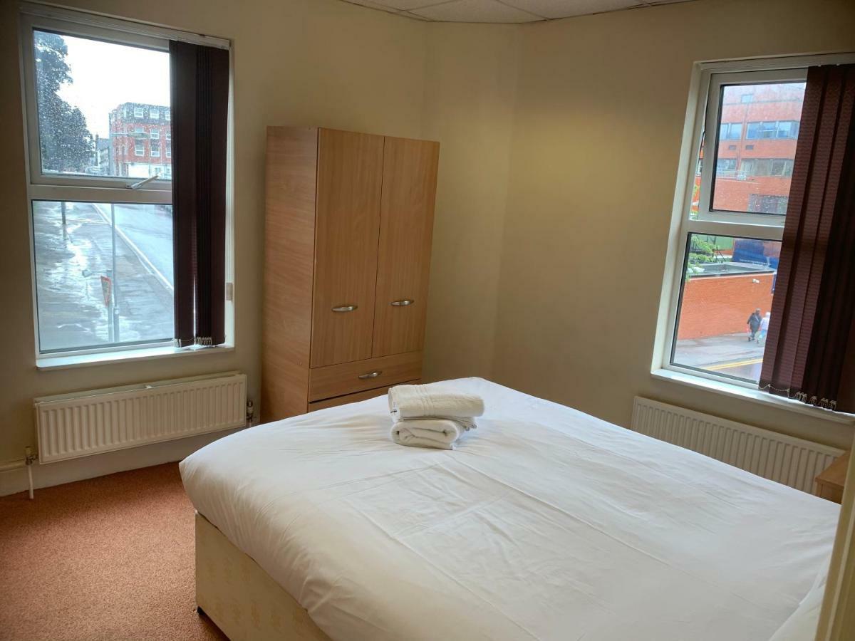 Adelaide House Leilighet Luton  Eksteriør bilde
