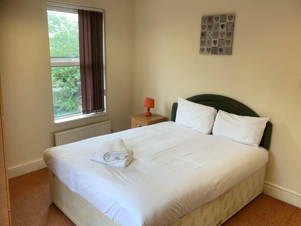 Adelaide House Leilighet Luton  Eksteriør bilde