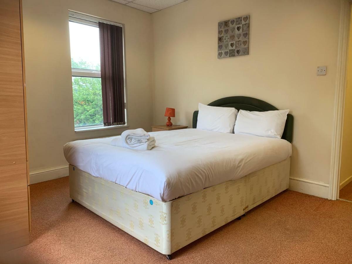 Adelaide House Leilighet Luton  Eksteriør bilde